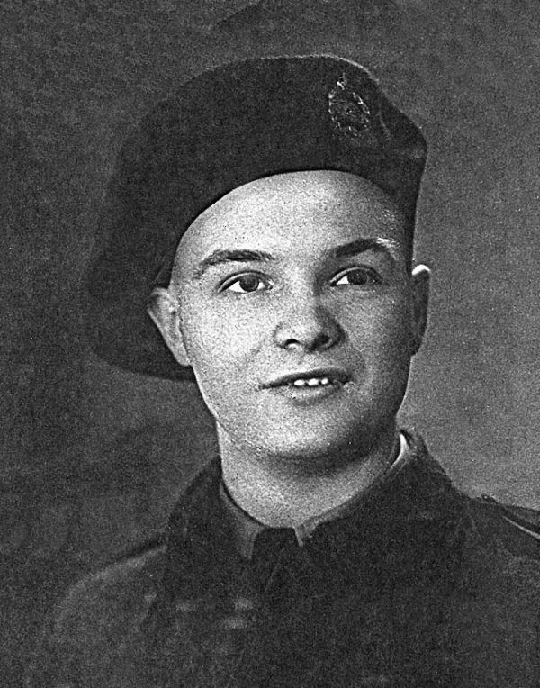 Photo of Robert George Wallis