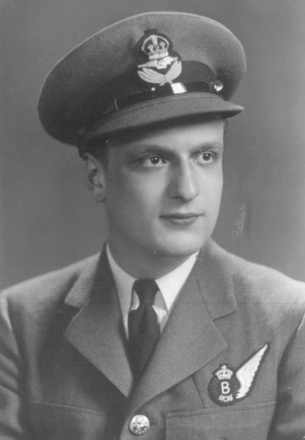 Photo of Lawrence Lindsay Smith