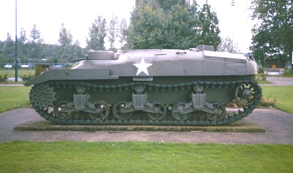 Kangaroo Monument (2)