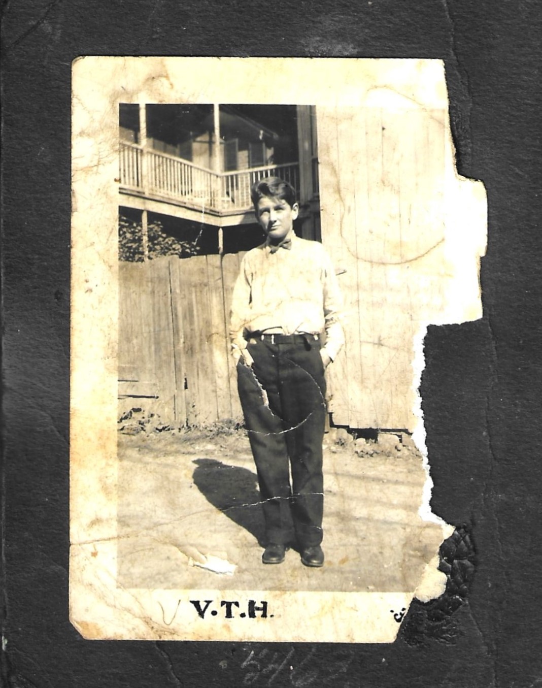 Photo of VICTOR HOWELL