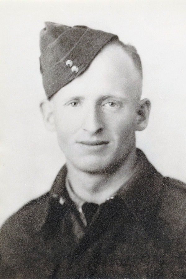 Photo of Ernest "Graydon" Jones