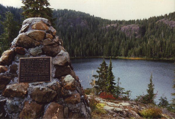 Idiens Lake - showing Bronze Cairn
