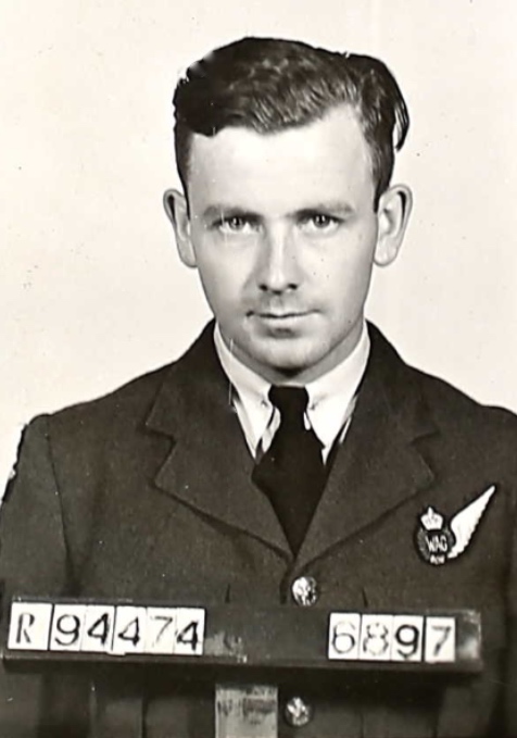 Photo of DONALD MURRAY