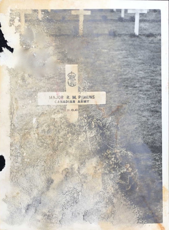 Temporary grave marker