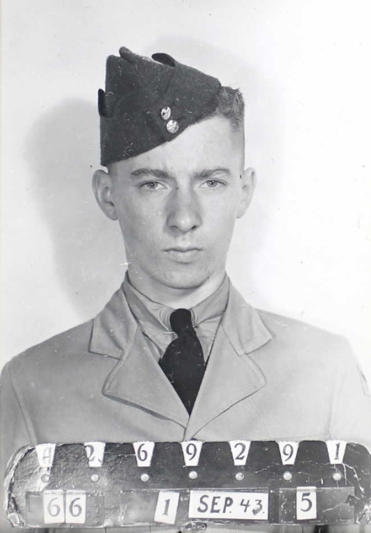 Photo of LORNE THOMAS MOYES