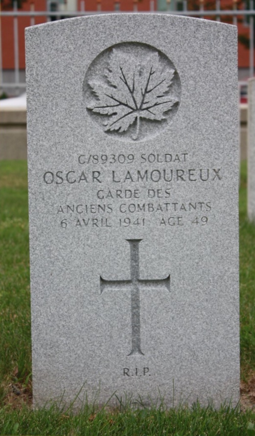 Photo of OSCAR LAMOUREUX