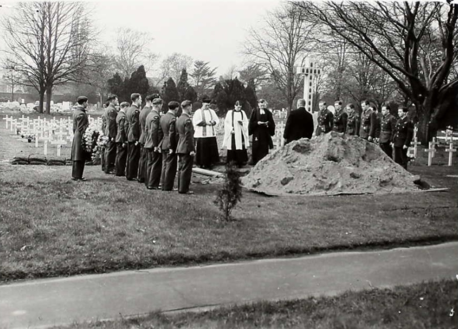 Photo of RAYMOND DAVID LEWIS