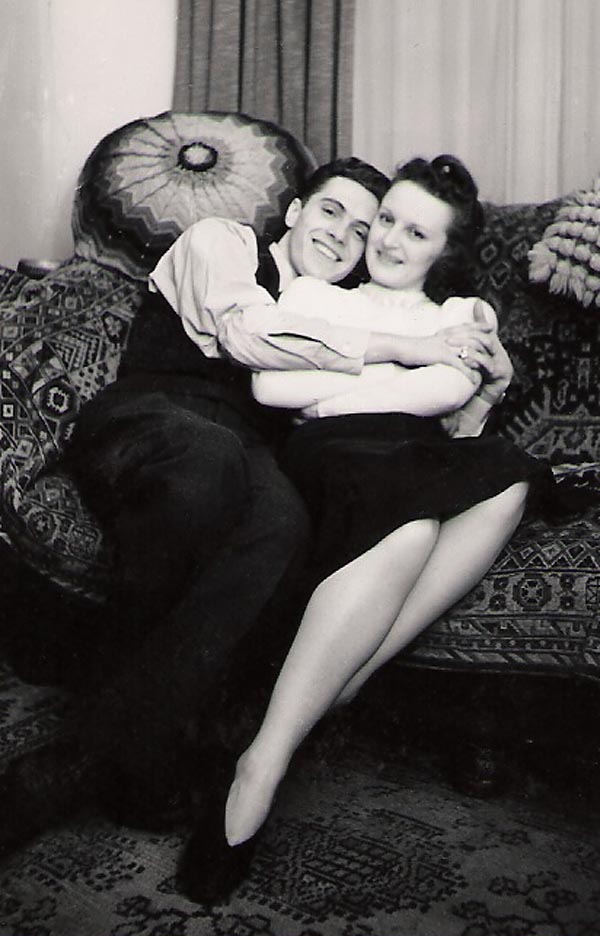 Posing with his Fiance Daisy