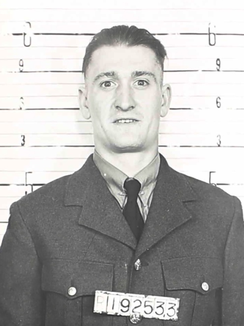 Photo of GILBERT LOUIS OSCAR BERG