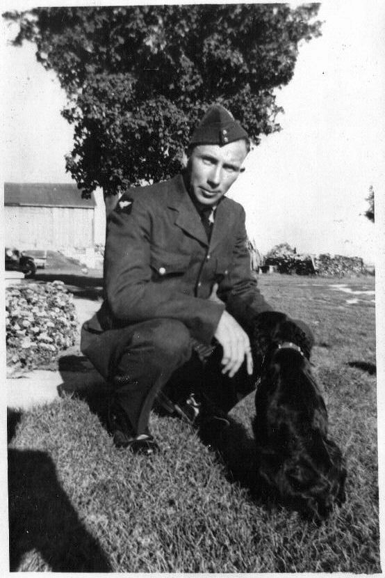 Photo of Daniel Davis