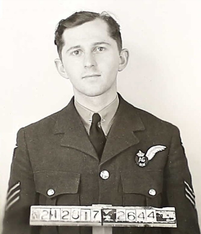 Photo of GORDON VICTOR WALKER