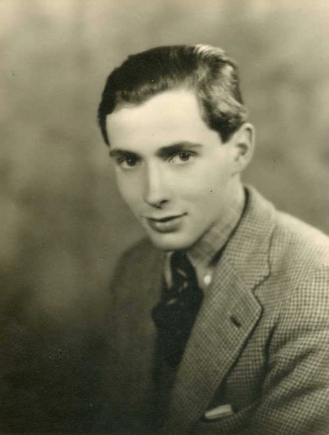 Photo of Geoffrey MacKie