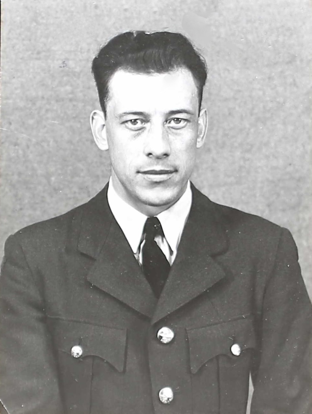 Photo of LOUIS LYNDE AIDE