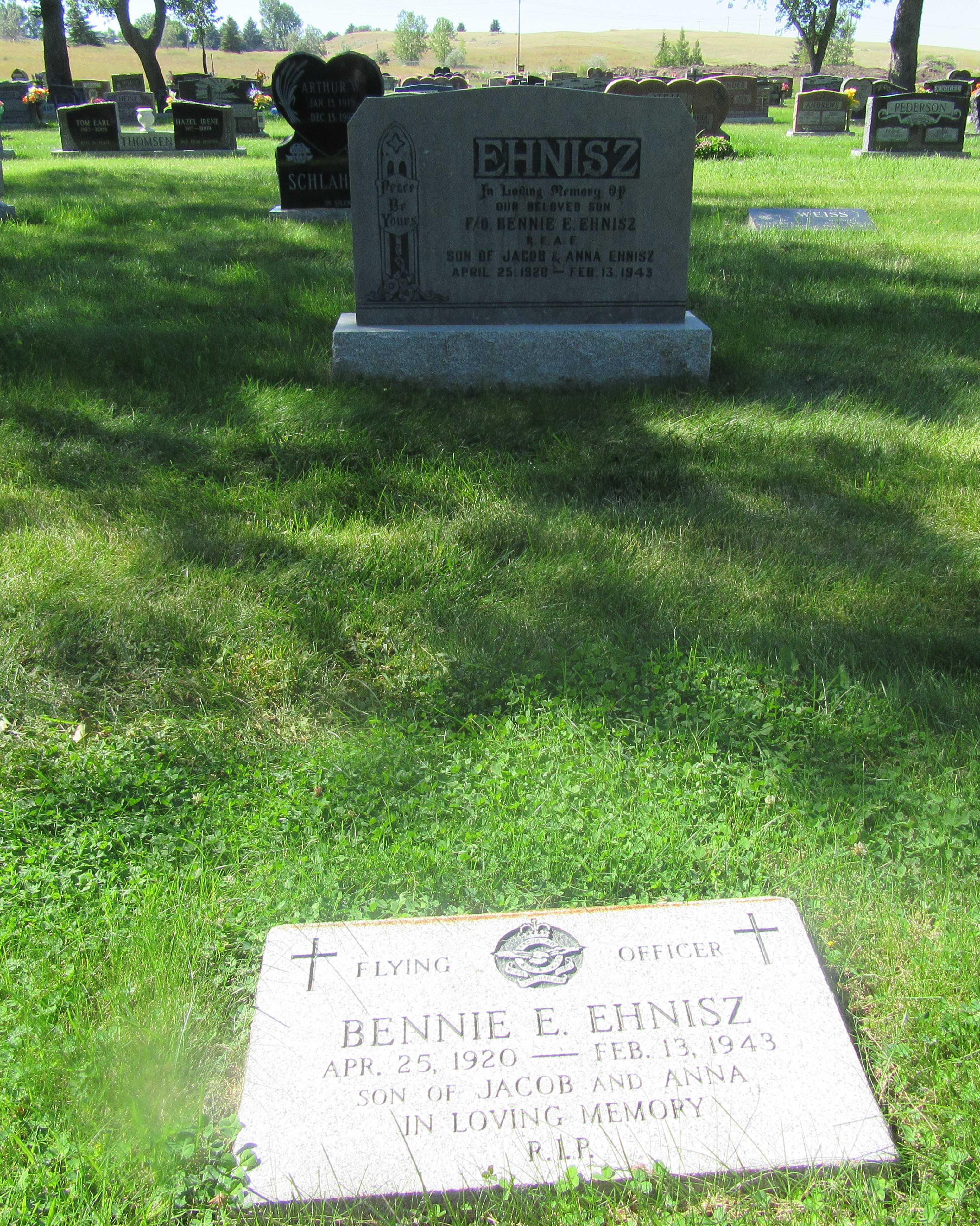 Family gravemarker