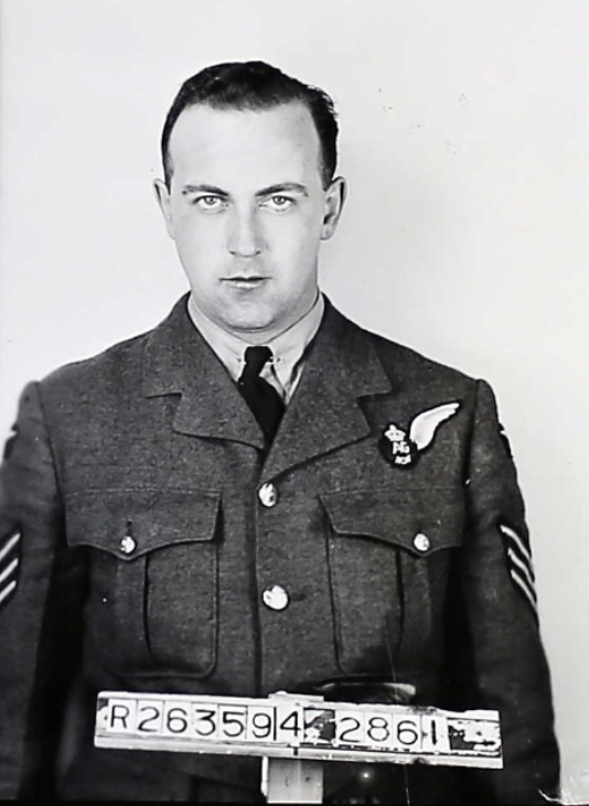 Photo of GORDON WARREN