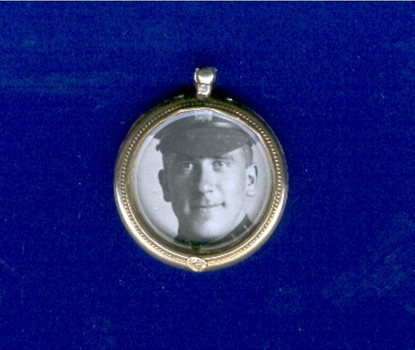 Photo 2 of Lewis Cartier