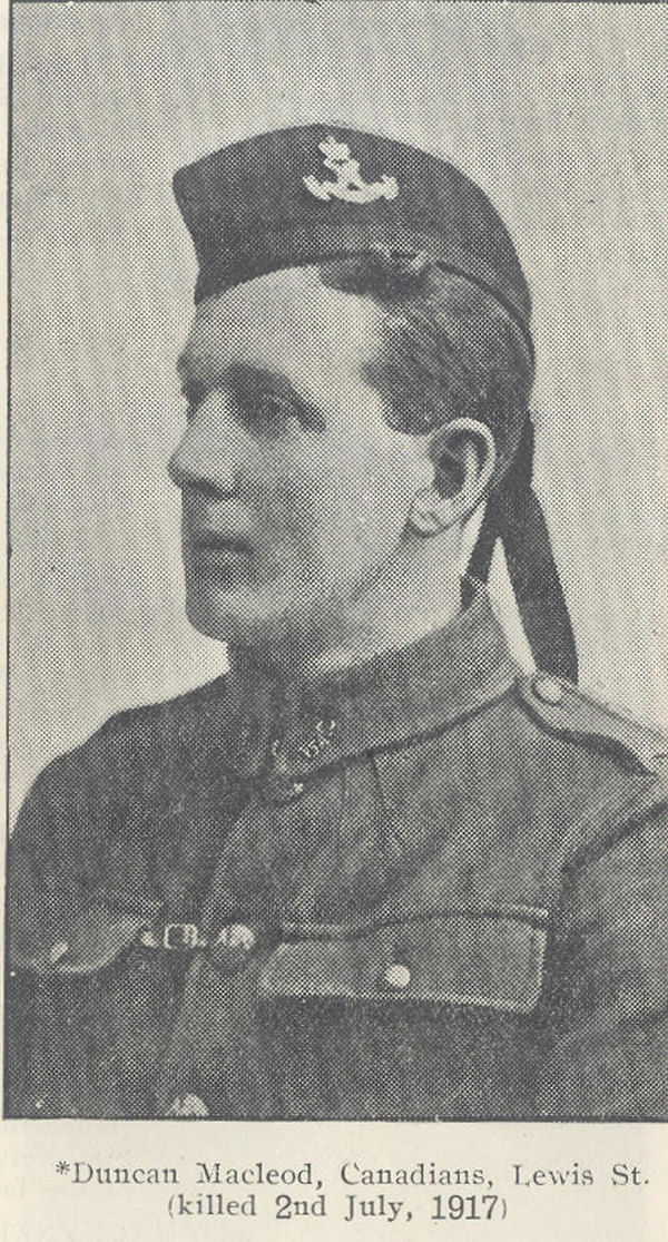 Photo of DUNCAN MACLEOD