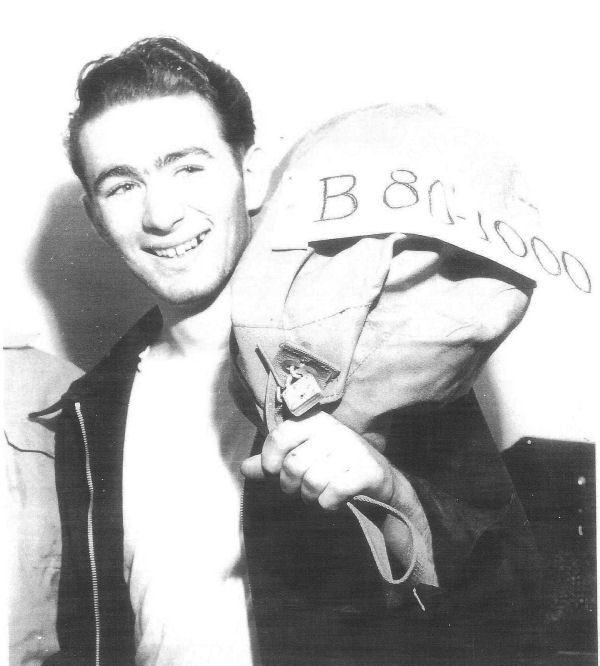 Photo of Elliott MacKay