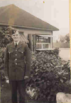 Photo of GORDON LLOYD COWING