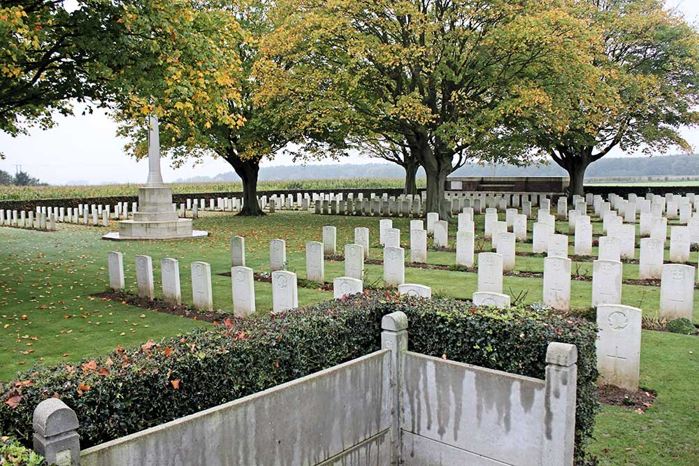 Cimetière militaire de Thélus